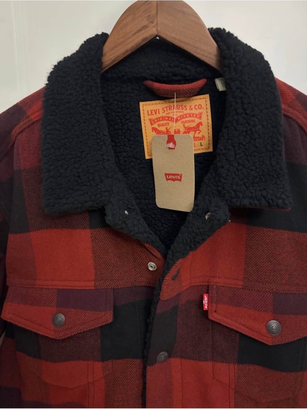 Levi's Men's Red & Black Sherpa-Lined Plaid Jacket